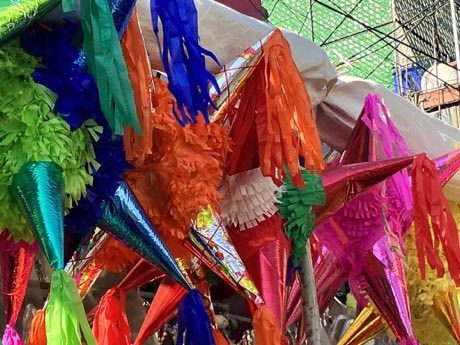 Pinata swing: photograph by Paricutina