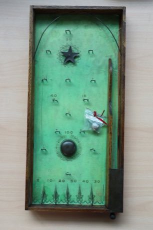 Bagatelle: photograph by Olivier Merly, responsable du Fonds Patrimonial du Jeu de Société