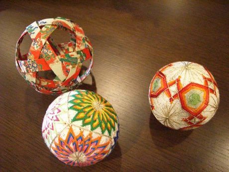 Temari Thread-Ball Patterns: photograph by Conveyor belt sushi