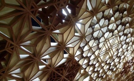 Kumiko lattice: photograph by Sergei Sarin