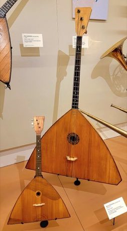 Balalaika: photograph by Cullen328