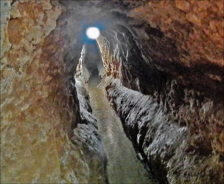Qanat Water Tunnels: photograph by NAEINSUN
