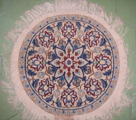 Persian Carpet Knotting: photograph by Fabienkhan