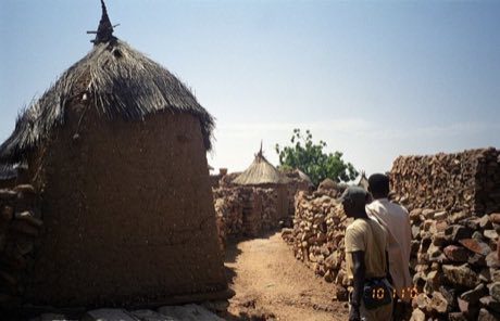 Dogon Granary Builder: photograph by upyernoz