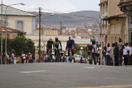 Asmara highland road race: photograph by Carlos Oliveira Reis