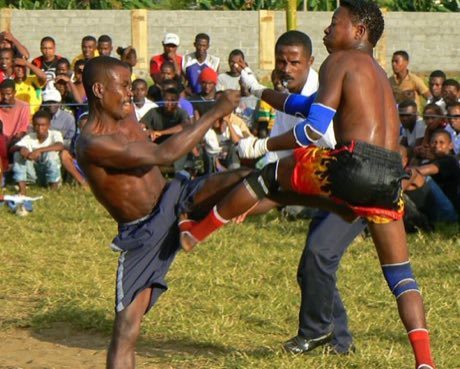 Moraingy drum-and-strike duel: photograph by Hery Zo Rakotondramanana