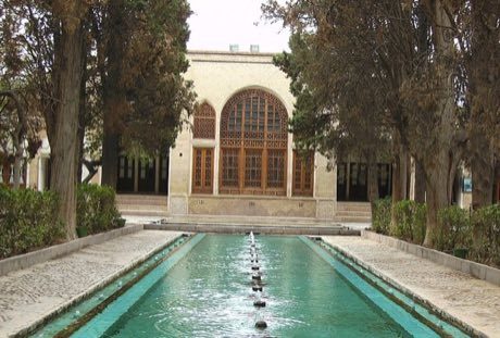 Persian garden layout puzzle: photograph by User: Sima Farshid