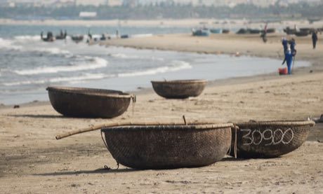 Thung chai basket-boat spinning: photograph by CEphoto, Uwe Aranas