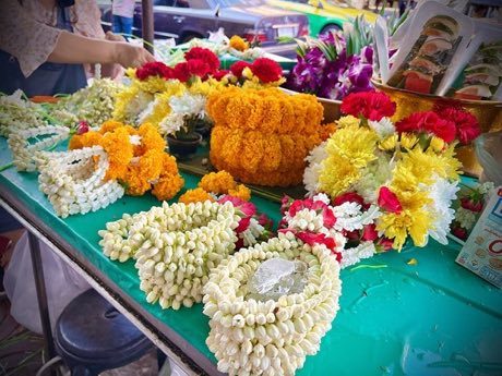 Phuang malai flower garland threading: photograph by Sharon Hahn Darlin