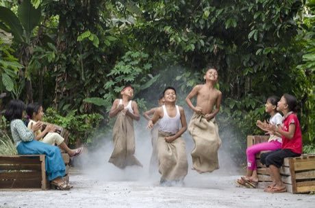 Independence-day field games: photograph by Irsam Soetarto