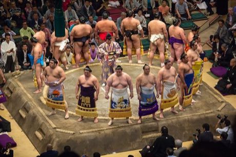 Sumo bout: photograph by Simon Q