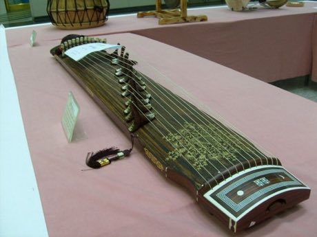 Gayageum: photograph by Visviva