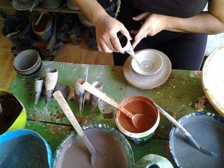 Horezu ceramics: photograph by Stoschmidt