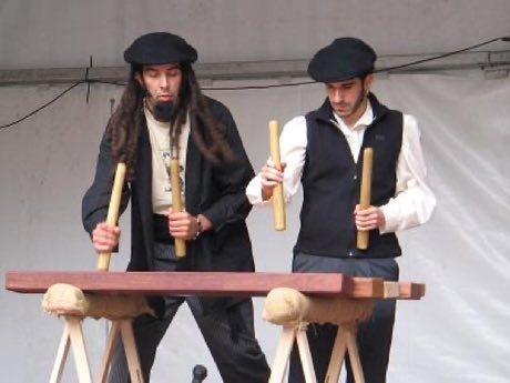 Txalaparta Duet: photograph by Iñaki LL