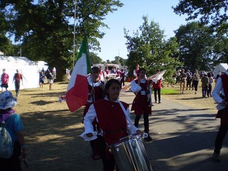Flag Tossing: photograph by European University Institute