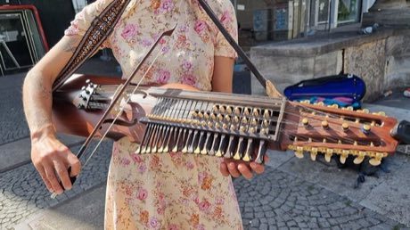Nyckelharpa: photograph by Bernd Schwabe in Hannover