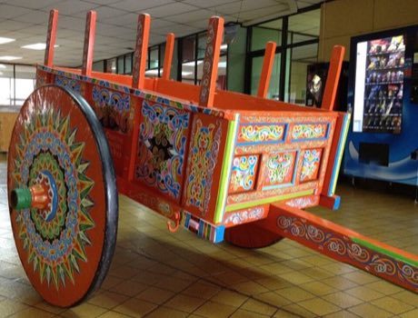 Costa Rican painted oxcart: photograph by Axxis10