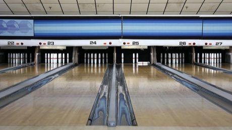 Candlepin bowling: photograph by Rene Schwietzke