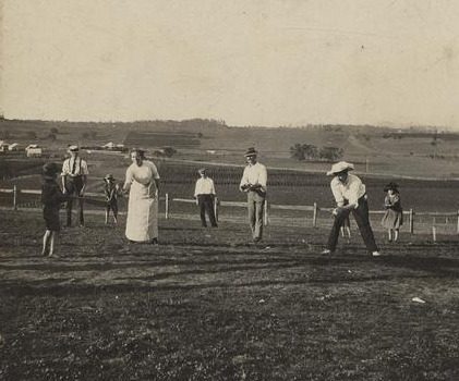 Rounders: photograph by Shale, John F.