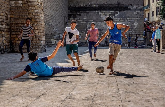 Street play games: photograph by Mohamed Hozyen Ahmed
