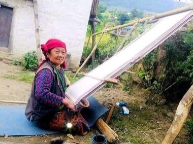 Allo nettle fibre weaving: photograph by Rachhenhang Rai