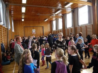 Faroese chain dance: photograph by EileenSanda