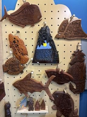 Palauan storyboard carving: photograph by Zykasaa