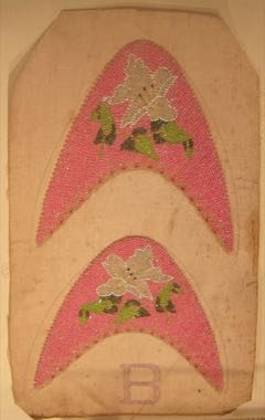 Peranakan beaded slippers: photograph by Hiart