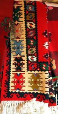 Pirot Kilim Weaver: photograph by Orjen
